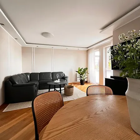 Inthemiddleperfectview